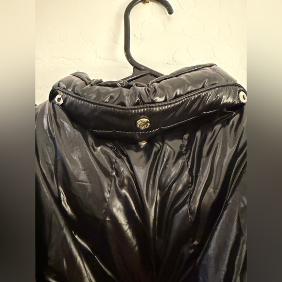 Moncler Badyf Hooded Down Jacket size 2 - Picture 11 of 17